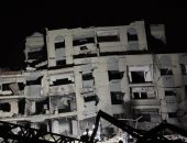 "هل هناك أحد على قيد الحياة؟".. صرخة رجل دفاع مدنى هزت ركام عمارة "السعادة" فى غزة بغد انهيارها.. وطفل يجيبه من تحت الأنقاض: "أنا أسمعك يا عمو أنا أموت من الخوف".. وانتشال جثمانه بعد ثلاث ساعات من استنجاده