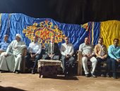 محافظ الأقصر يقدم واجب العزاء لأسر ضحايا حادث معمل المخلل فى أرمنت