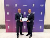 مطار القاهرة يتسلم شهادة اعتماد الجاهزية الصحية والسلامة من ACI World