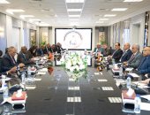 "جمبلاط" يستقبل وزير الدولة الأنجولى لبحث أوجه التعاون المشترك