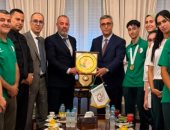 بعد أن حصدوا 110 ميداليات.. سفير الجزائر يستقبل الوفد الرياضي الجزائري المشارك في الدورة الـ12 للألعاب الأفريقية الجامعية