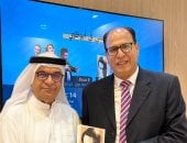 ليلة غنى فيها الجمهور قبل المطرب فى حفل توقيع "عبد الحليم حافظ المعارك الفنية والمواقف الإنسانية".. العويس الثقافية تُحوّل معرض أبوظبى للكتاب إلى مسرح للعندليب.. عادل السنهورى يحكى وفرقة "روح الموسيقى" تغنى