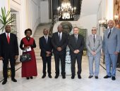 مصر وأنجولا توقعان مذكرة تفاهم لتعزيز التعاون الثقافى والفنى