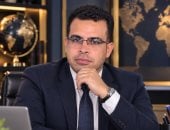 جيل يستشير الآلة قبل أبيه