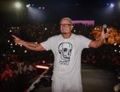 عمرو دياب يحيى حفلا غنائيا فى العقبة بالأردن وسط حضور جماهيرى كبير