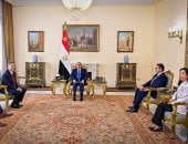 الرئيس السيسى يبحث مع مدير الـCIA أزمات المنطقة.. دعم مصرى كامل لجهود التوصل لاتفاق شامل ينهي الأزمة الإيرانية وضرورة تثبيت وقف إطلاق النار فى غزة.. الرئيس: موقف مصر ثابت في دعم أمن وسيادة الدول العربية