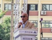 جامعة عين شمس كاملة العدد فى أول يوم دراسة ..رئيس الجامعة يفتتح مهرجان استقبال الطلاب ويشهد تحية العلم ..عروضًا فنية لفرق الكورال ومنتخب الجامعة للفنون الشعبية تستقبل الطلاب ..وجناح صندوق مكافحة الإدمان..صور