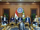 وزيرة التنمية المحلية والبيئة: 5 مصانع لتدوير المخلفات ضمن مشروعات «كيتشنر» 