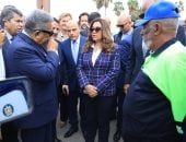 وزيرة التنمية المحلية ومحافظ الدقهلية يتفقدان معدات دعم منظومة النظافة بالمنصورة