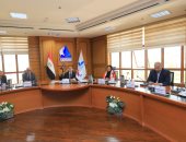 رئيس جامعة كفر الشيخ يوجه بتعزيز جودة الرعاية الصحية وتوفير بيئة تعليمية محفزة