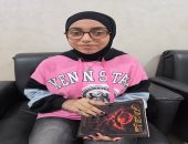 الطفلة نور ياسر.. أصغر كاتبة فى الشرقية تطبع أولى رواياتها «نصل القمر الدامى»