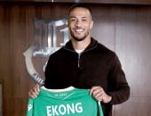 قائد منتخب نيجيريا يعتنق الإسلام في قطر.. فيديو