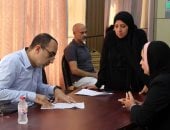 نائب محافظ الإسماعيلية يستقبل المواطنين ويستمع إلى مطالبهم.. ويوجه بسرعة بحث الشكاوى