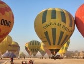 840 أجنبيا يستمتعون بمشهد الأقصر من السماء عبر 35 رحلة بالون طائر