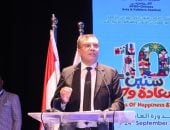 عمرو الليثي رئيس لجنة تحكيم ملتقى أولادنا يكرم الفائزين في دورته العاشرة