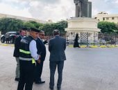 محافظ الدقهلية يتفقد شوارع وميادين حي غرب المنصورة في جولة صباحية