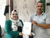 رئيس مدينة القصاصين الجديدة تسلم عقود تقنين أراضي أملاك الدولة للمواطنين