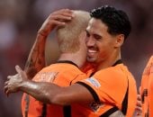 هولندا تتقدم على صربيا 1-0 في الشوط الأول بدوري الأمم الأوروبية (فيديو)