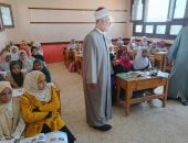 رئيس منطقة سوهاج الأزهرية يتفقد سير العملية التعليمية بالمعاهد 