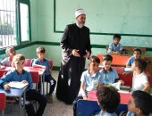 رئيس منطقة جنوب سيناء الأزهرية يتابع انتظام الدراسة بمعهد شرم الشيخ