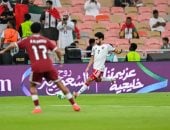 الإمارات تخطف صدارة المجموعة الثانية من قطر فى خليجي 27.. فيديو