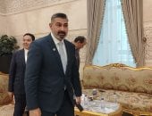 وصول ياسر جلال إلى مجلس الشيوخ بالعاصمة الجديدة لبدء دور الانعقاد الثاني.. فيديو