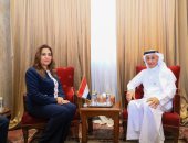 منال عوض تبحث مع الأمين العام لمبادرة الشرق الأوسط الأخضر تعزيز التكامل البيئى