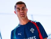 تقارير.. رونالدو يقرر اعتزال اللعب الدولى مع البرتغال 