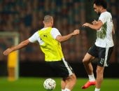 منتخب مصر يواصل تدريباته استعدادا لودية جنوب أفريقيا.. وتدريبات تأهيلية لفتوح وهيثم