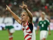 منتخب الولايات المتحدة يمزق شباك المكسيك بثلاثية في ودية مثيرة.. فيديو