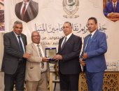 نقيب المحامين يبحث مع مجلس نقابة محامي المنيا ملفات نقابية ومهنية