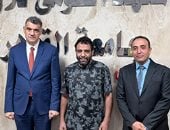 "من شق الصدر للجراحة الروبوتية"..معهد الأورام يكتب فصلًا جديدًا في جراحات الغدة التيموسية.. العميد: الروبوت منح الجراح رؤية ثلاثية الأبعاد..الدكتور عمرو كمال:العملية استغرقت 3 ساعات.. والمريض: خرجت بعد 48 ساعة 