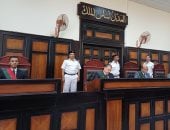 جنايات أسيوط تقضي بالمشدد 10 سنوات وغرامة 50 ألف جنيه لتاجر حشيش بأسيوط