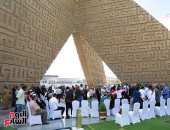 توافد أسرة السادات على النصب التذكارى لإحياء ذكرى نصر 6 أكتوبر
