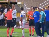 طرد إبراهيم صلاح بعد اعتراضه على الحكم في مباراة الزمالك وزد