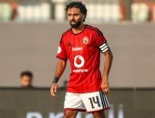 تبديلان للأهلى.. نزول الشحات وطاهر بدلا من زيزو وبن شرقى