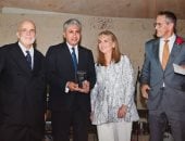 وزير السياحة يفوز بجائزة الريادة العالمية من المجلس العالمي للسياحة والسفر
