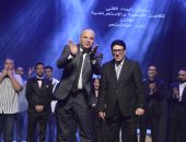 محمد الحلو وصلاح الشرنوبي يشاركون في احتفالية أكتوبر على مسرح البالون
