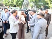محافظ قنا يدشن المرحلة الثانية من حملة "علشان ولادنا" لتنمية الأسرة