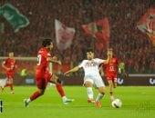 الشوط الأول.. الأهلى يتقدم على الزمالك بهدف محمد هانى.. صور