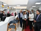 وزيرة التنمية المحلية ومحافظ الوادي الجديد تفتتحان المركز التكنولوجى بالديوان العام