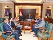 وزير العمل وجامعة الجلالة يبحثان إعداد كوادر شابة مواكبة لمتغيرات السوق