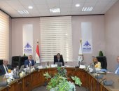 رئيس جامعة بنها يترأس لجنة اختيار عميد كلية الآداب