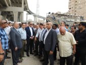 محافظ الجيزة يتفقد أعمال التطوير ببولاق ويشدد على رفع المخلفات ومنع الإشغالات