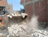 السكرتير العام المساعد بالقليوبية يتابع إزالة التعديات ومخالفات البناء بقليوب