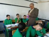 وكيل تعليم قنا يتابع انتظام الدراسة بعدد من المدارس