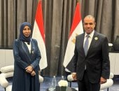 وزير الخارجية يلتقي نظيرته اليمنية ويبحث سبل دعم الاستقرار في اليمن والتطورات الإقليمية.