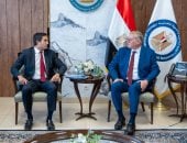 وزير البترول يبحث مع رئيس فيرتيجلوب إقامة مجمع للأسمدة الفوسفاتية بالعين السخنة