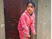 سما أبو خضوان.. طفلة من غزة بُترت قدمها لكنها لم تستسلم لوجع الحرب.. تواصل الذهاب إلى مدرستها وتتمسك بحلمها فى الحياة.. تنتظر طرفا صناعيا يعيد إليها خطواتها ويساعدها على الركض واللعب واستعادة طفولتها