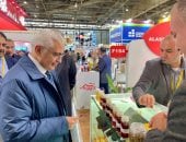 سفير مصر يتفقد الجناح المصرى بمعرض SIAL Paris ويؤكد أهمية تعزيز الصادرات المصرية إلى فرنسا